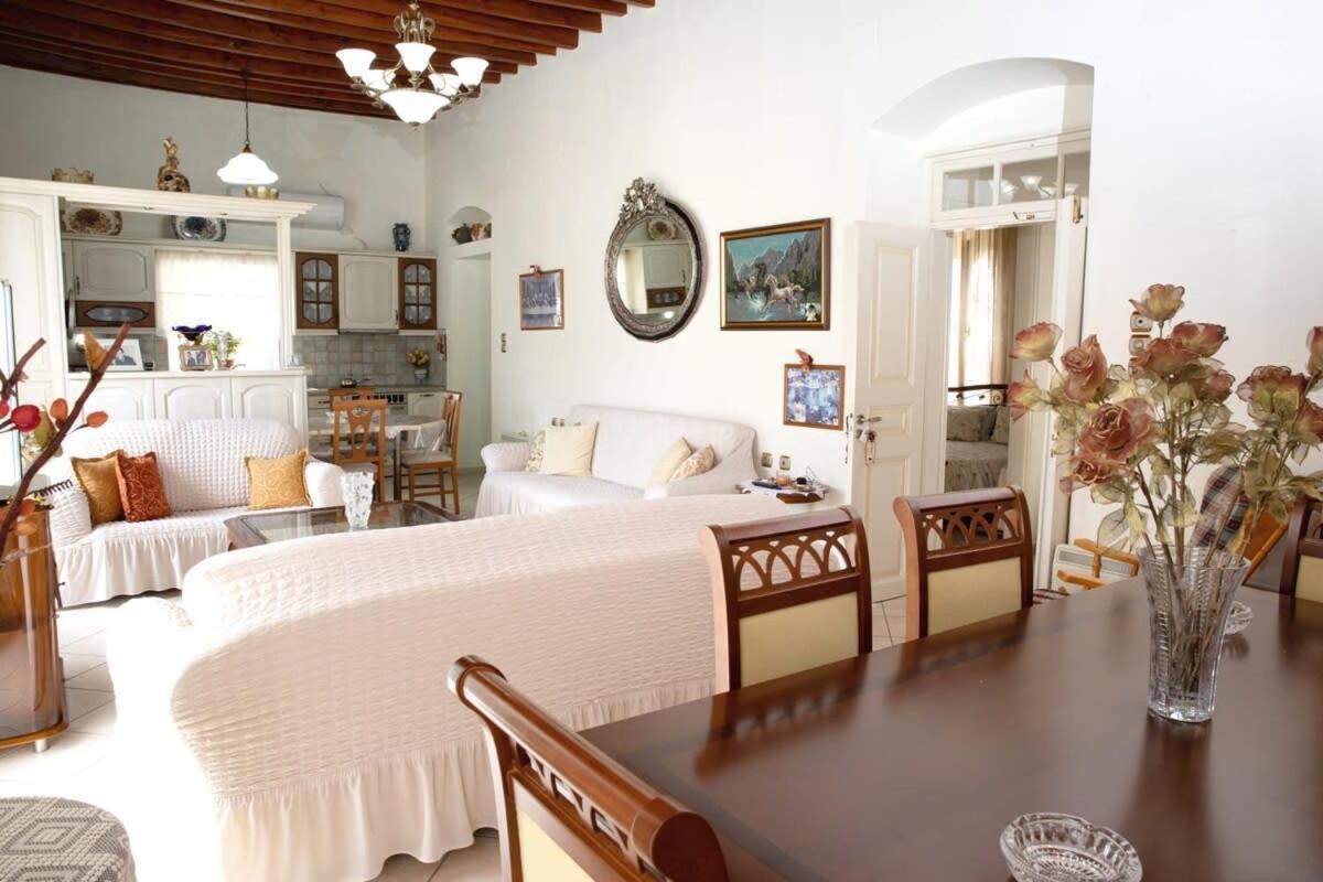 Neoclassical Splendor Unique Experience In Leros Panteli Bagian luar foto